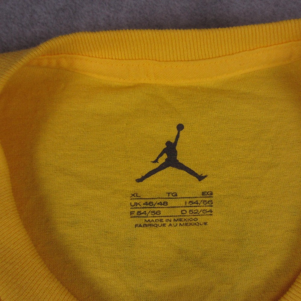 2010 Nike Air Jordan 25th Anniversary T Shirt Mens XL Yellow Jumpman Dallas READ - Picture 7 of 16